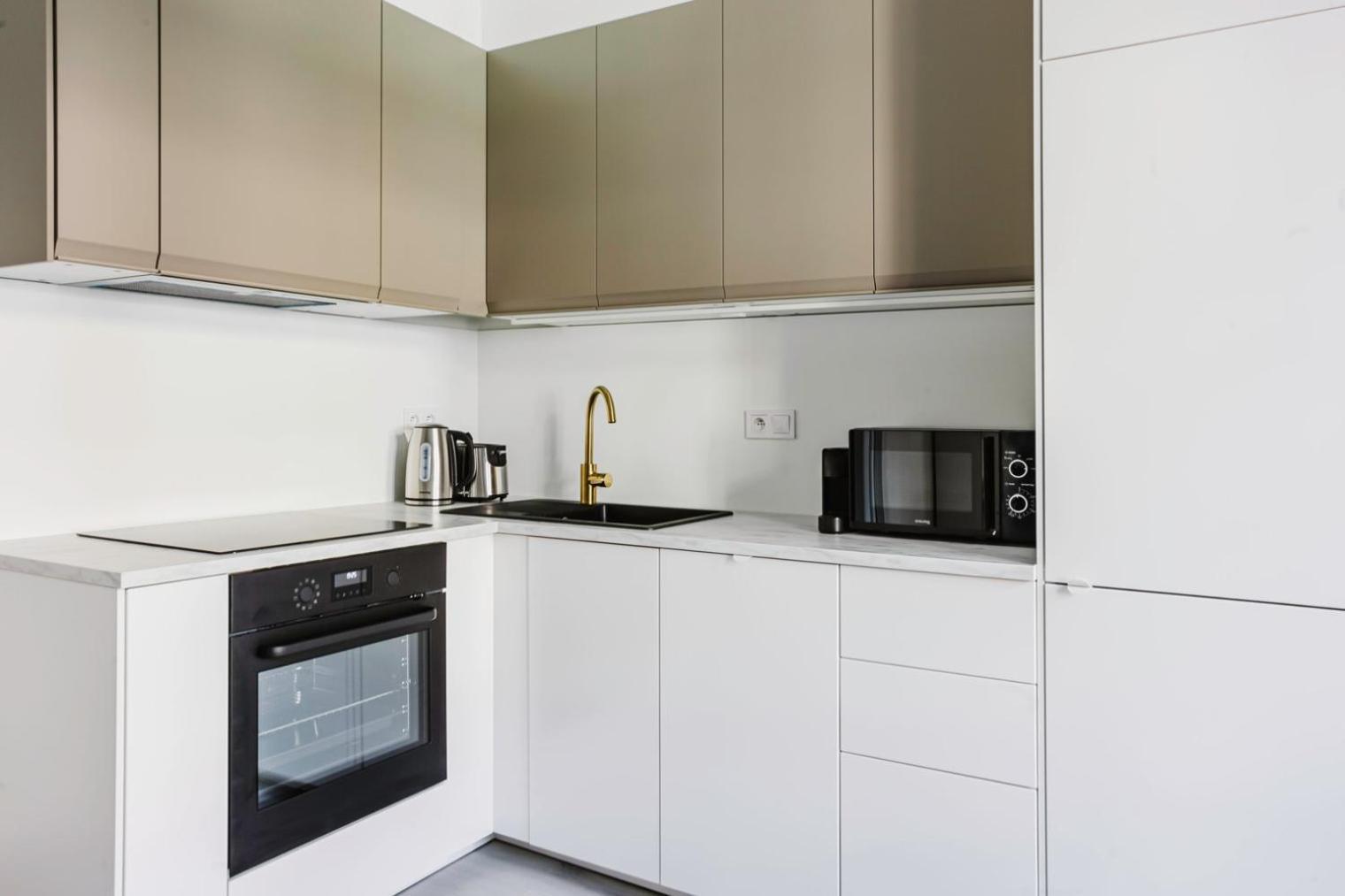 Daire Blueground Rostovska Str Renovated Furnished Prg-19